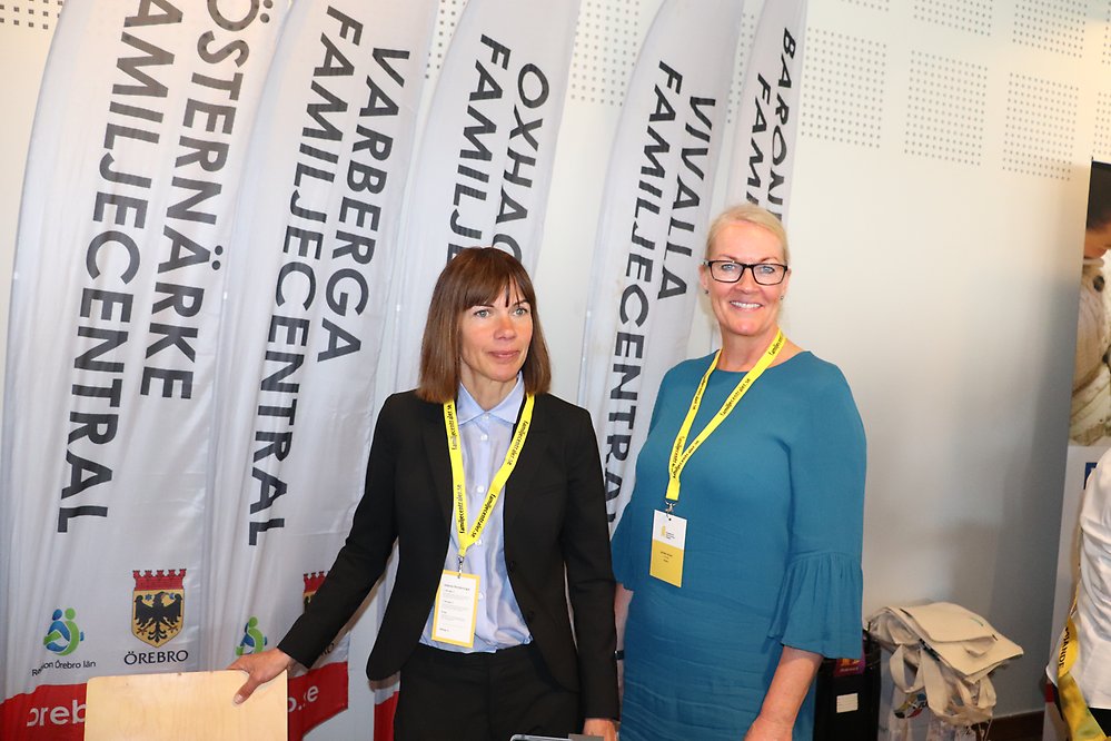 Förskollärarna Malin Hellman och Jessika Olsson på Familjecentralskonferensen 2019.